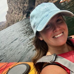 Meet your Posher, Emily